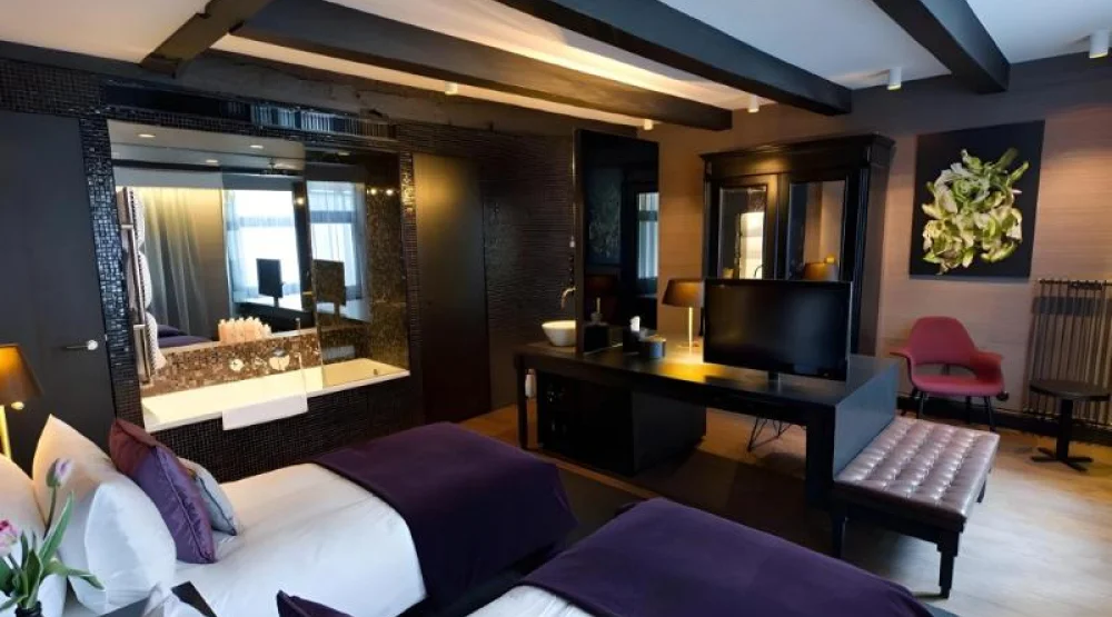 Deluxe Double Room at Canal House