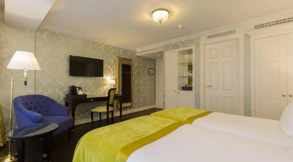 Classic Double Room at Stanhope Hotel by Thon Hotels