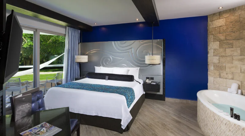 Deluxe Gold at Hard Rock Hotel Riviera Maya