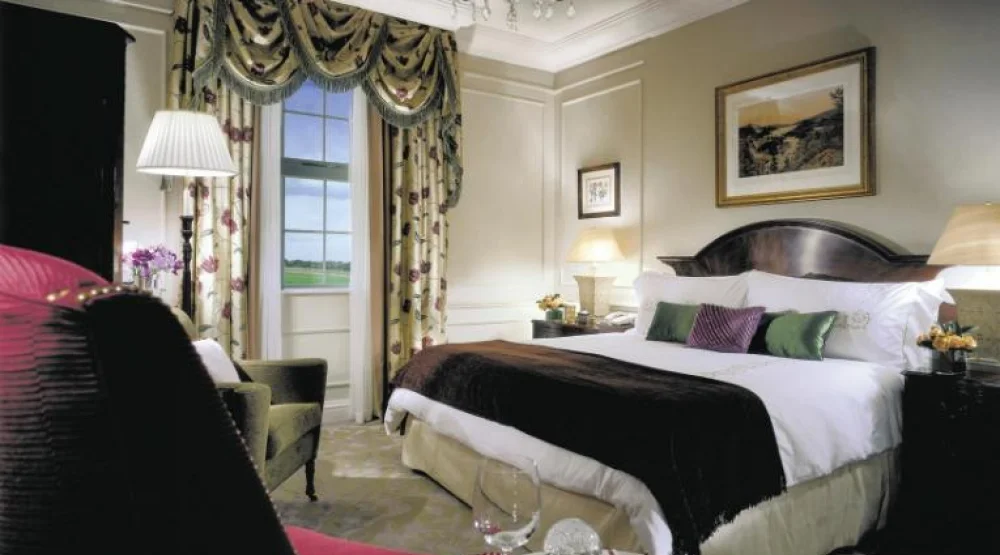 Manor Room with King Bed at Four Seasons Hampshire