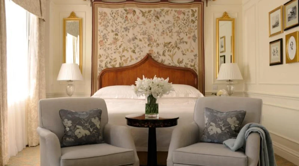 Heritage Room with King Bed at Four Seasons Hampshire