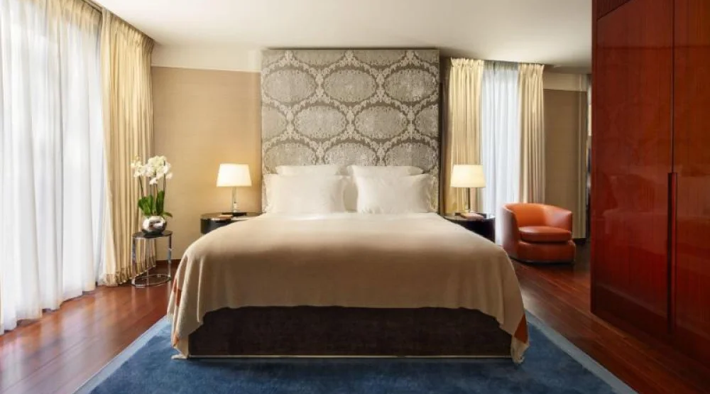 Deluxe, One Bedroom Suite, One King at Bvlgari Hotel London