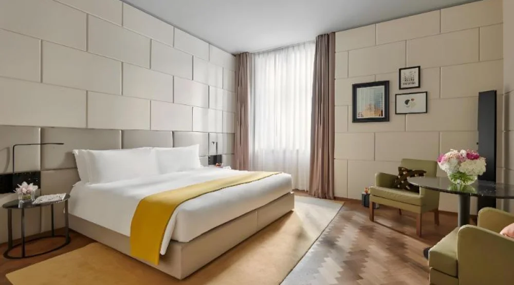 Grand Superior Room at Hotel Cafe Royal