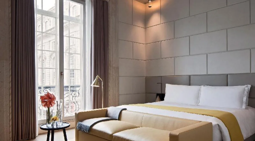 Grand Deluxe Room at Hotel Cafe Royal