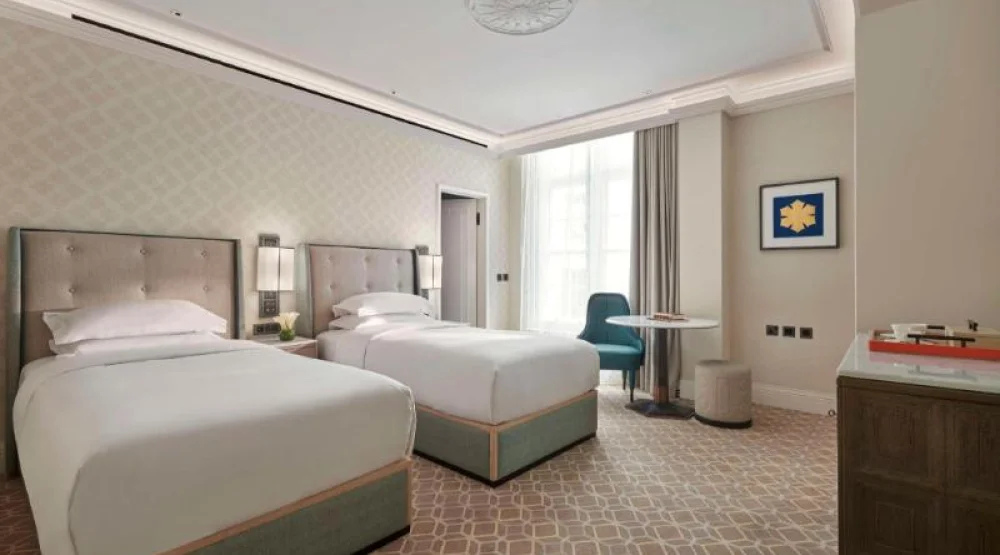 Two Twin Beds Deluxe at Great Scotland Yard Hotel