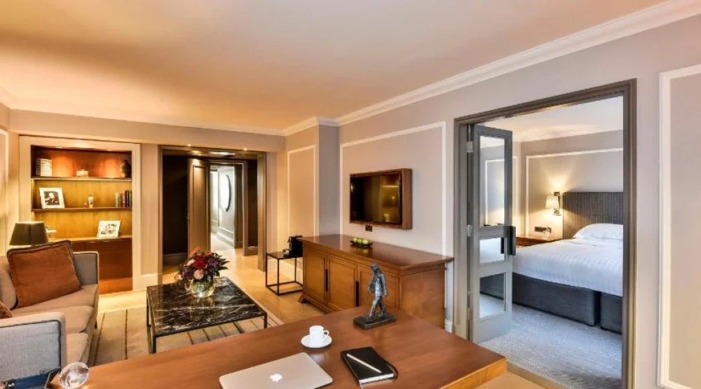 Executive Suite at Hyatt Regency London The Churchill