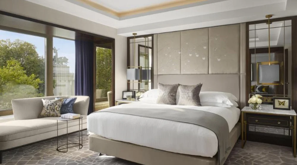 One King Premium Mayfair Floor at Intercontinental London Park Lane
