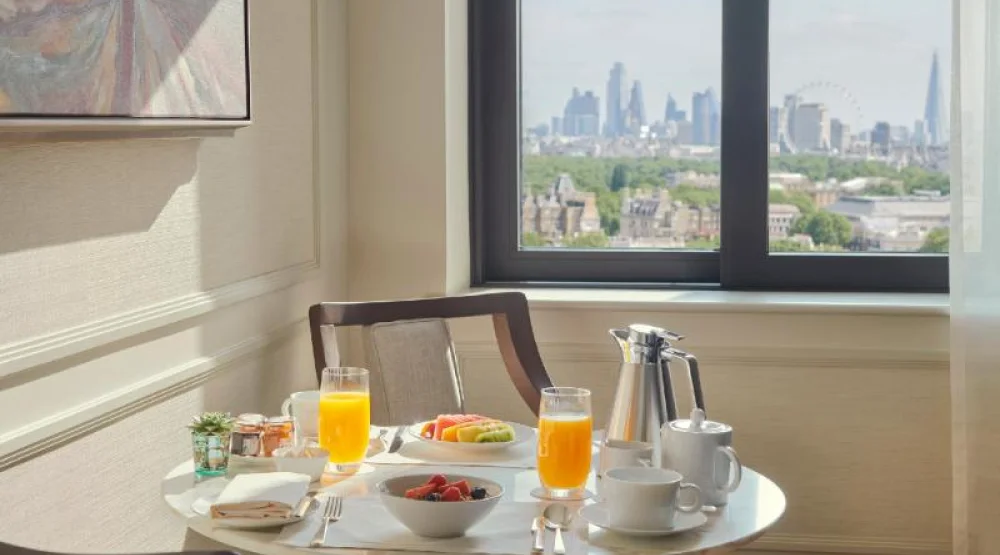 Standard Room at Jumeirah Carlton Tower
