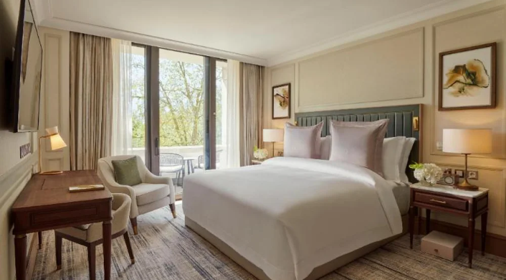 Garden Suite at Jumeirah Carlton Tower