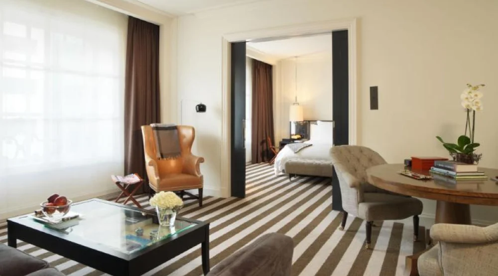 Deluxe Suite at Rosewood London