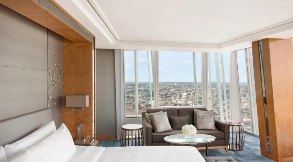 Iconic City View Room - One King at Shangri-La The Shard