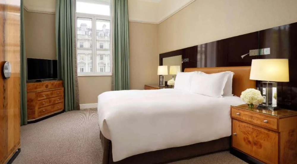 Prestige Suite, One King Bed, Separate Living Roo M, Waterloo Place Or Pall Mall View. at Sofitel London St James