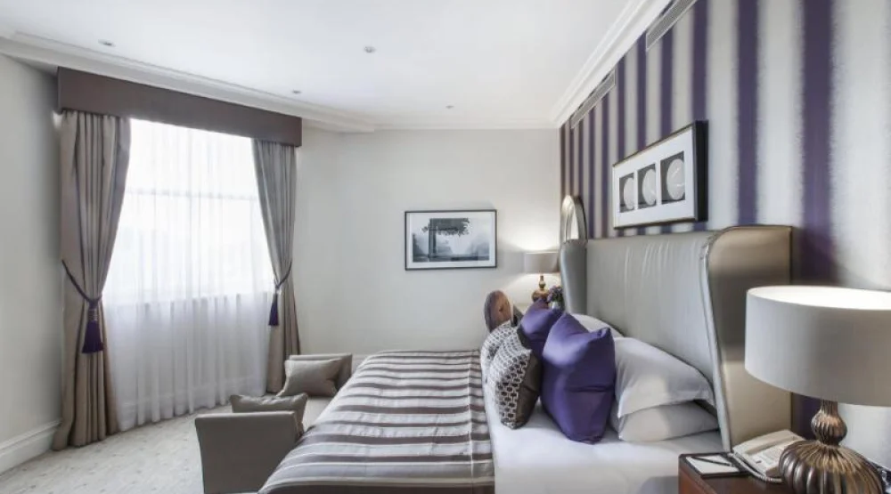 Minsters Deluxe One Bedroom Suite at Taj 51 Buckingham Suites & Residences
