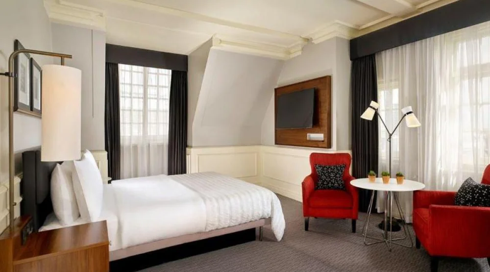 Superior King Room at The Dilly