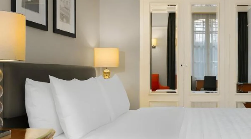 Double Executive Room with King Bed at The Dilly