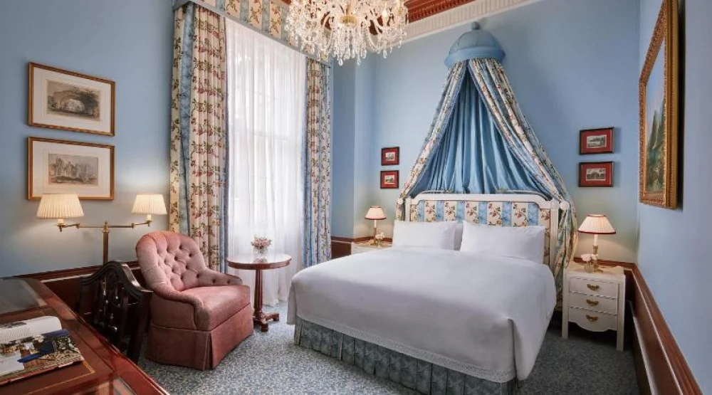 Deluxe Room at The Lanesborough