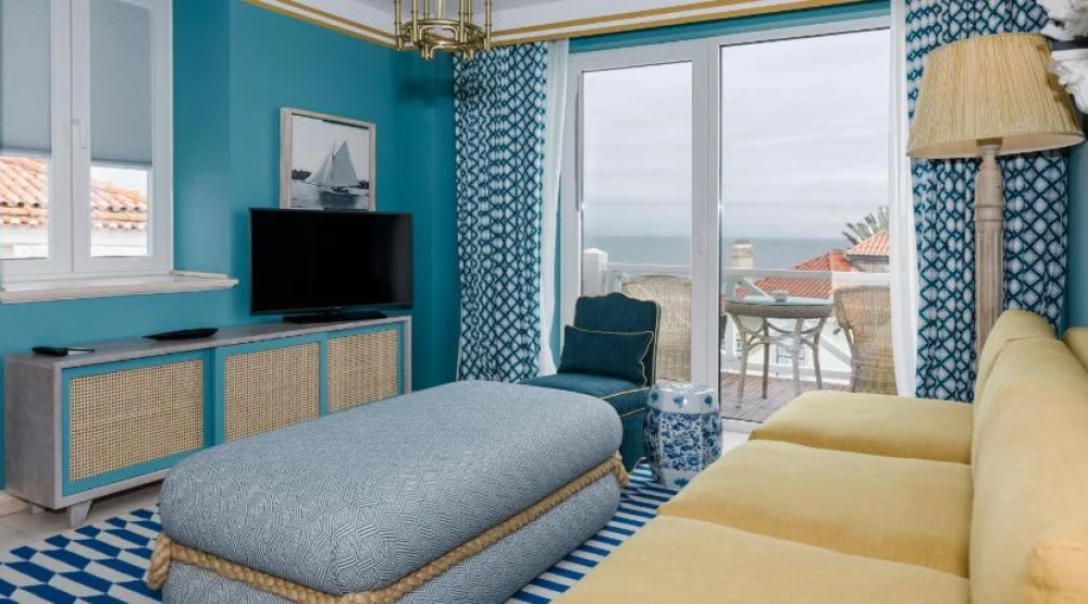 Suite with Sea View at The Albatroz Hotel