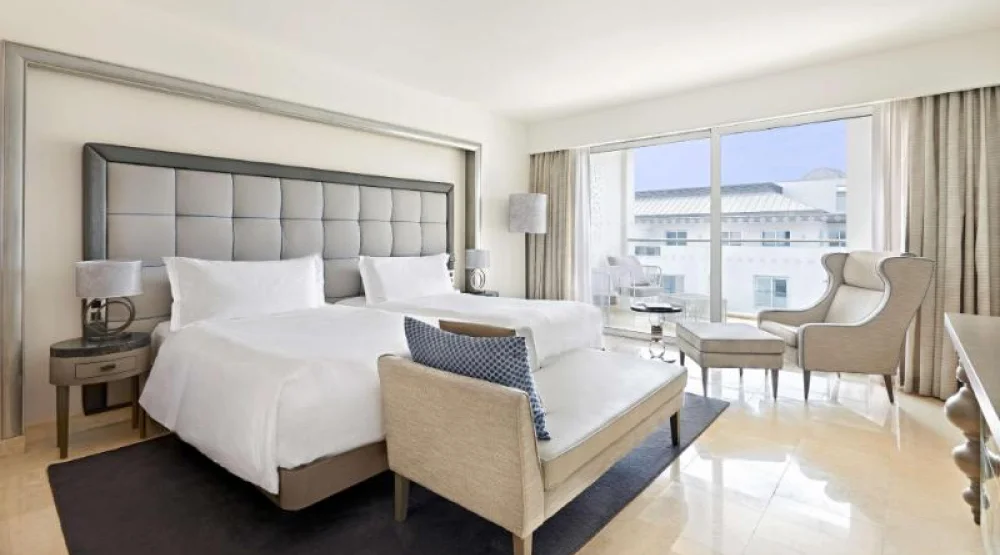 Twin Deluxe Room at Conrad Algarve