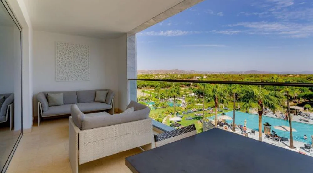 Conrad Suite with Pool View at Conrad Algarve