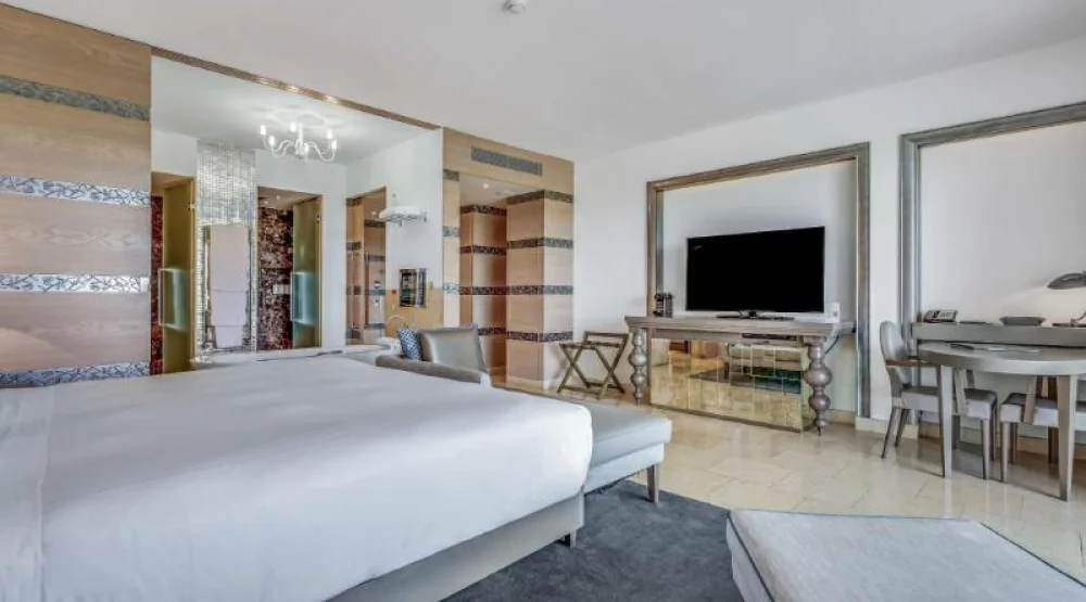 King Grand Deluxe plus Room at Conrad Algarve