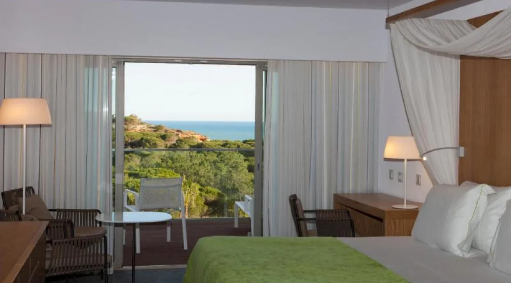 Deluxe Oceanfront Room at Epic Sana Algarve