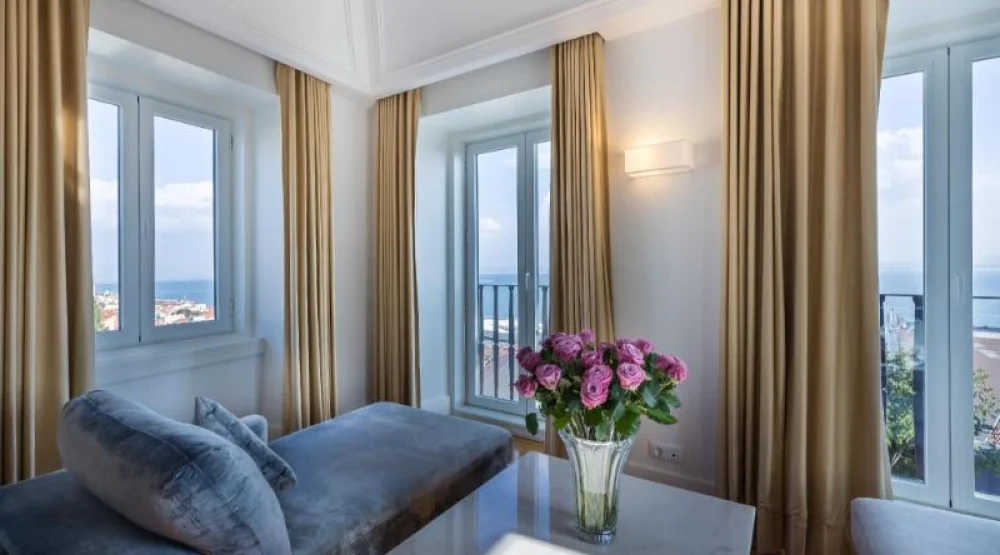 Panoramic Ocean View Suite at Santiago De Alfama Boutique Hotel