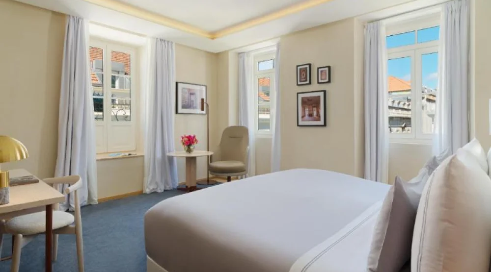 Grand Deluxe Double Room at The One Palacio Da Anunciada