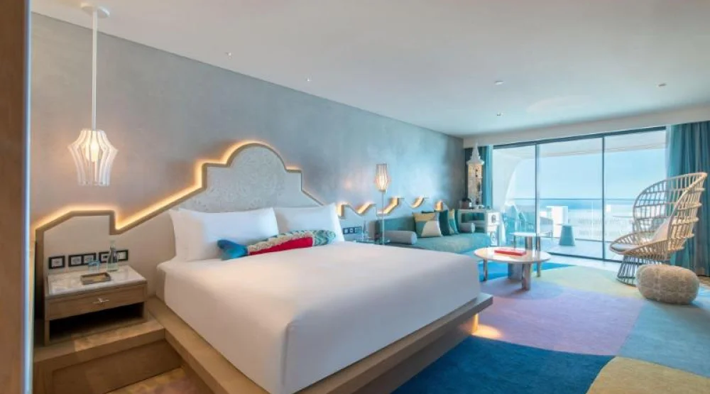 Extreme Wow with Pool, One Bedroom Suite, One King, Ocean View, Balcony, Plunge Pool at W Algarve