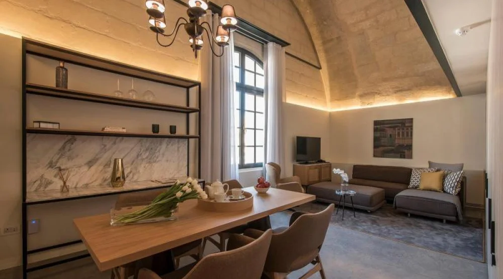 Suite City View at Cugo Gran Macina