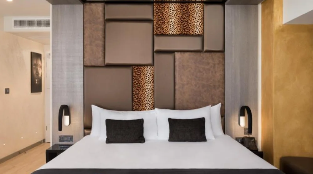 Elegant Double Room at Hugo's Boutique Hotel