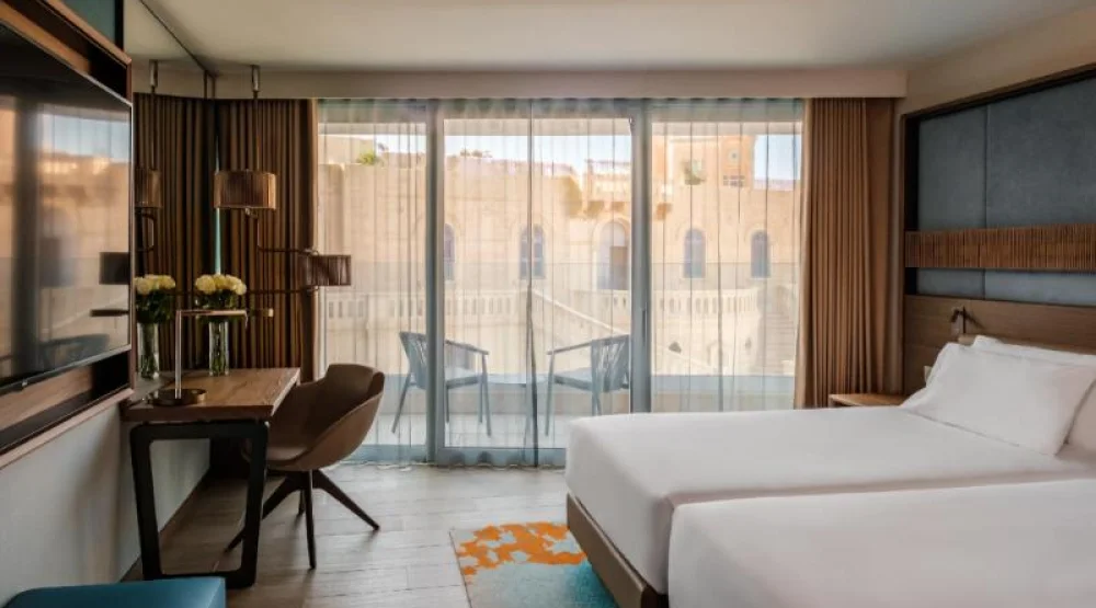 Two Twin Beds Pjazza View Room with Balcony at Hyatt Regency Malta