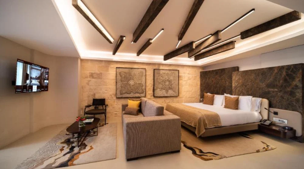 Iniala Modern Suite (annex) at Iniala Harbour House