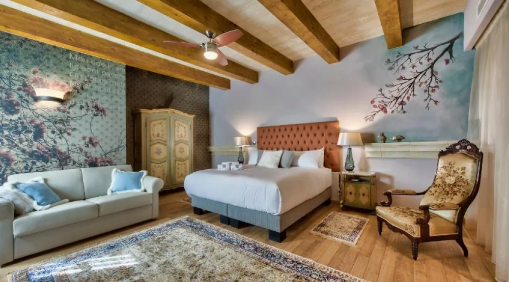 Deluxe Double Or Twin Room at Palazzo Consiglia