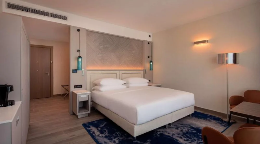King Deluxe Room with Balcony and Sea View at Hilton Rijeka Costabella Beach Resort & Spa