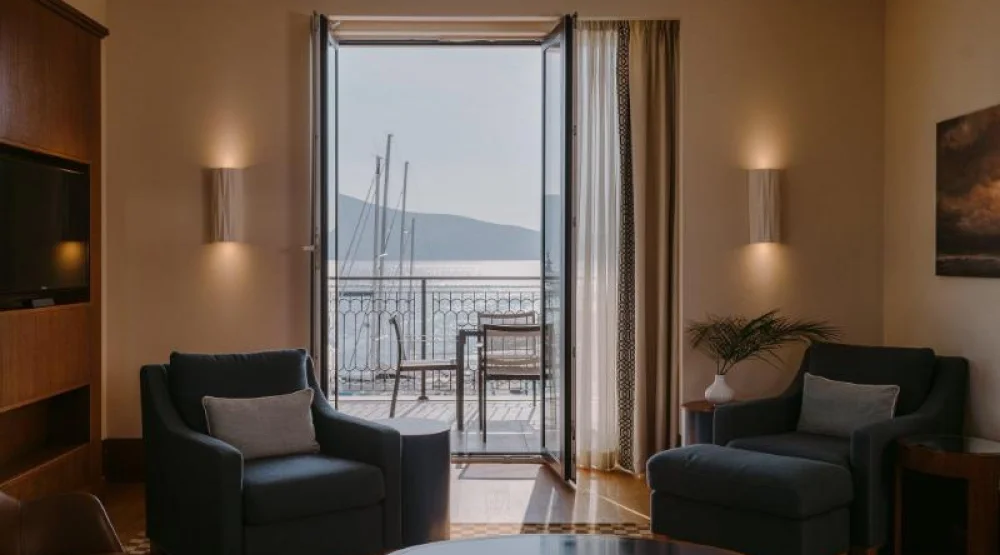 Two Bedroom Suite Sea View at Regent Porto Montenegro