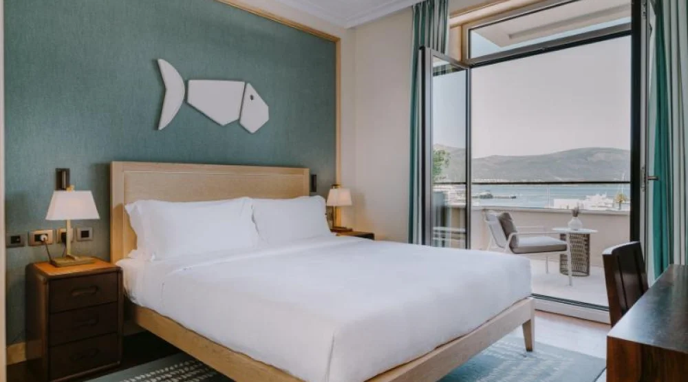 One King Classic Sea View Balcony at Regent Porto Montenegro