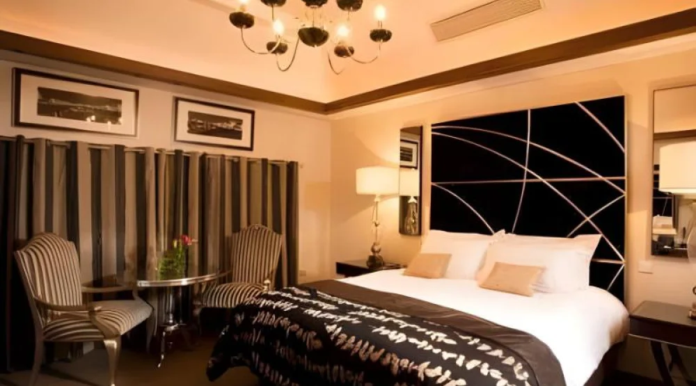 Deluxe King Room at The Dylan Hotel