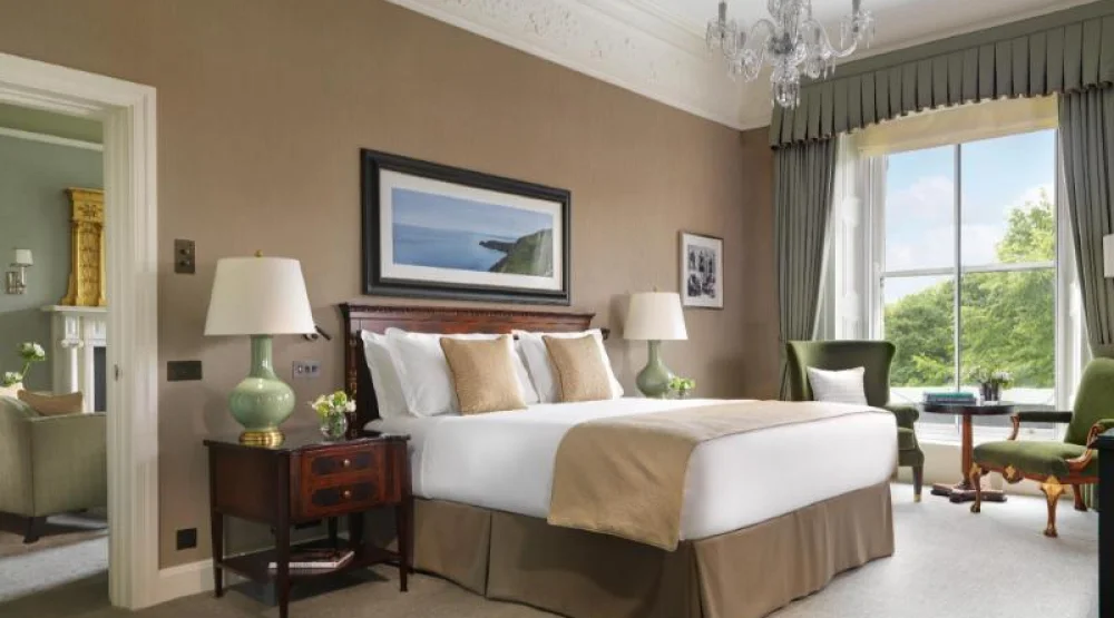 Heritage Wing, One Bedroom Suite, One King, Courtyard View at The Shelbourne Autograph Collection