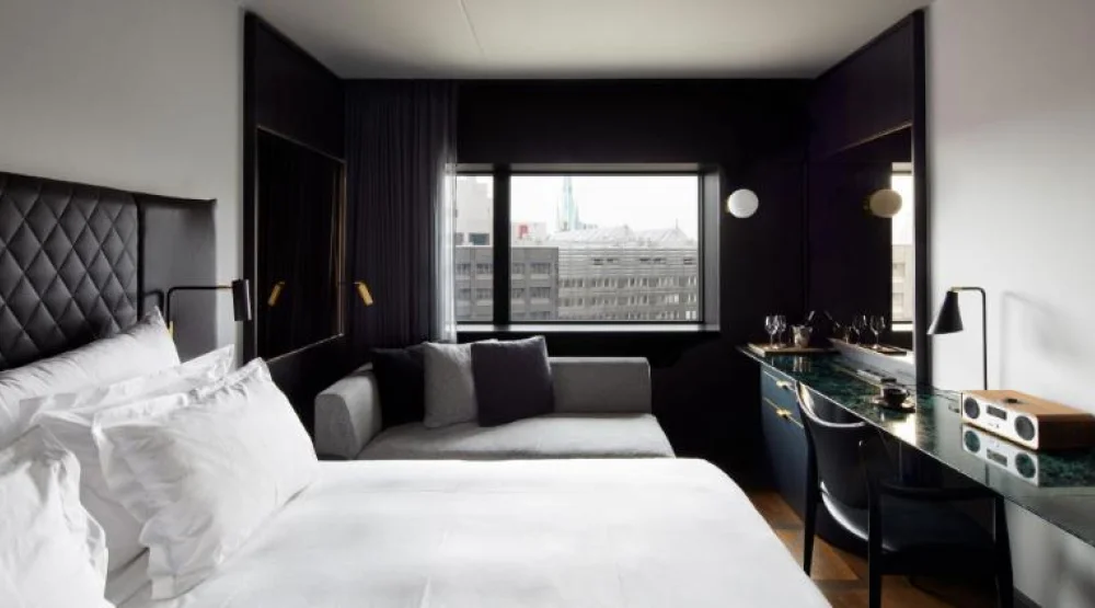 Standard King Room at At Six