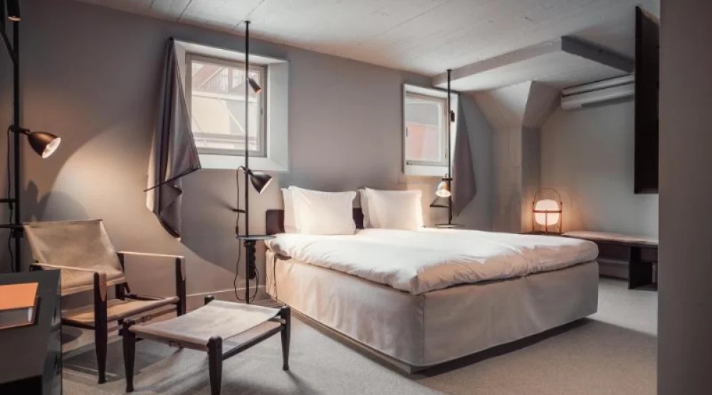 Blique's Superior at Blique by Nobis