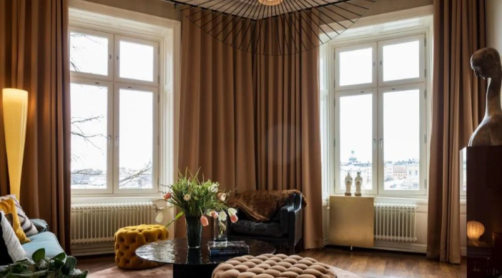 Large King Room at Lydmar Hotel