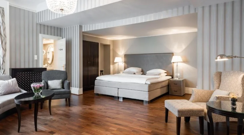 Deluxe King at Grand Hotel Oslo