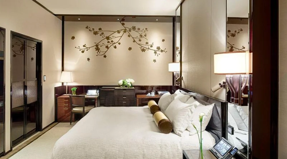 Deluxe Room - Two Twin Beds at The Peninsula Hong Kong