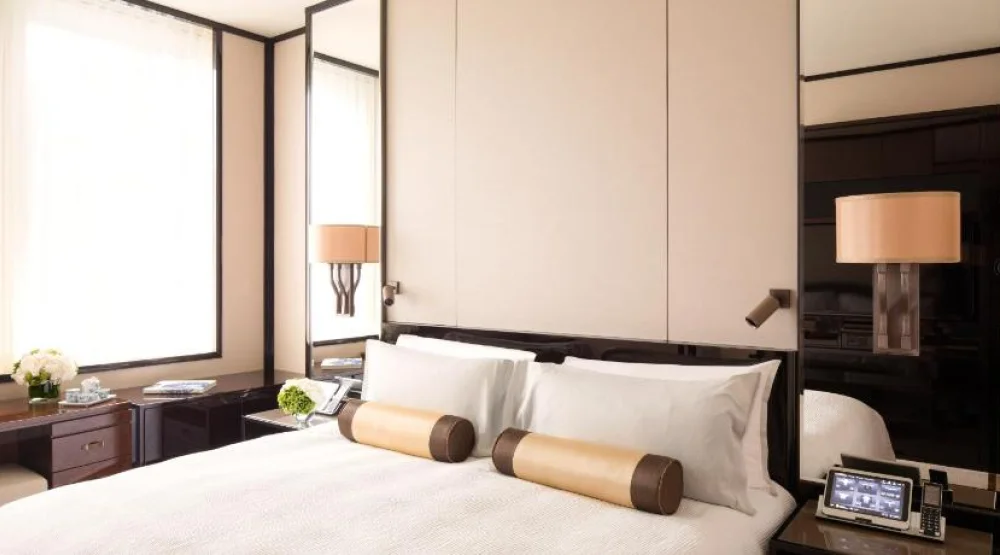 Superior Courtyard Suite at The Peninsula Hong Kong