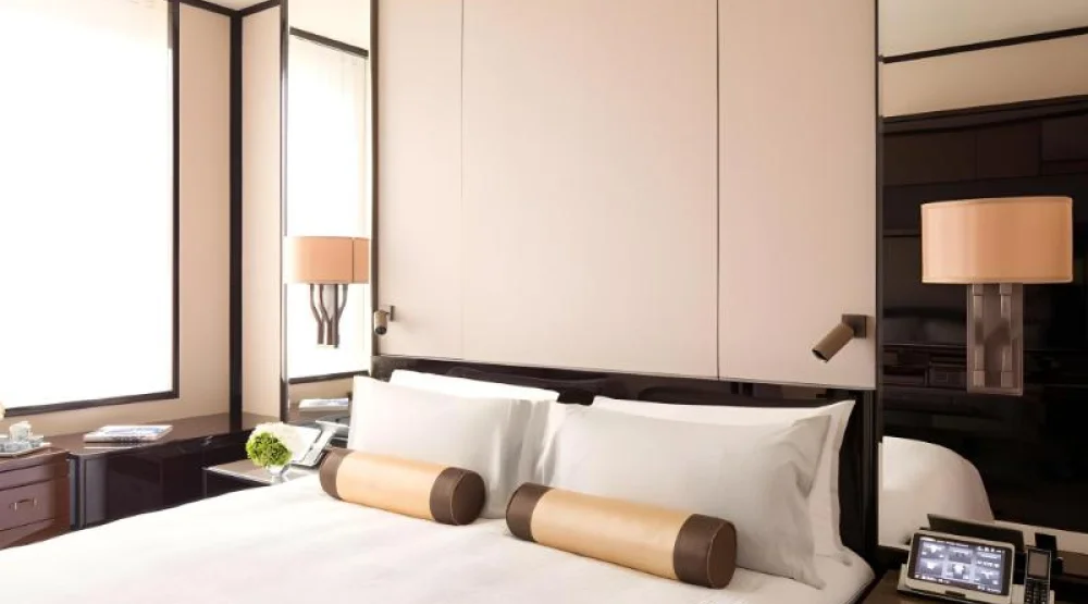 Superior Harbor View Suite at The Peninsula Hong Kong