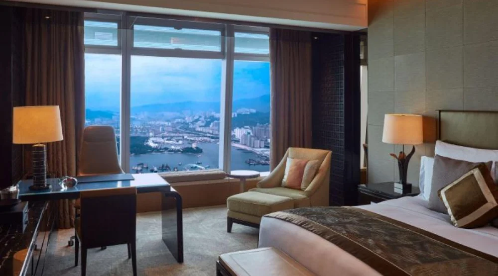 Club Level, Deluxe Guest Room, One King, South China View, Sea View at The Ritz-Carlton Hong Kong