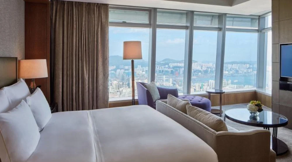 Club Level, Larger Guest Room, One King, Skyline View, Corner Room at The Ritz-Carlton Hong Kong