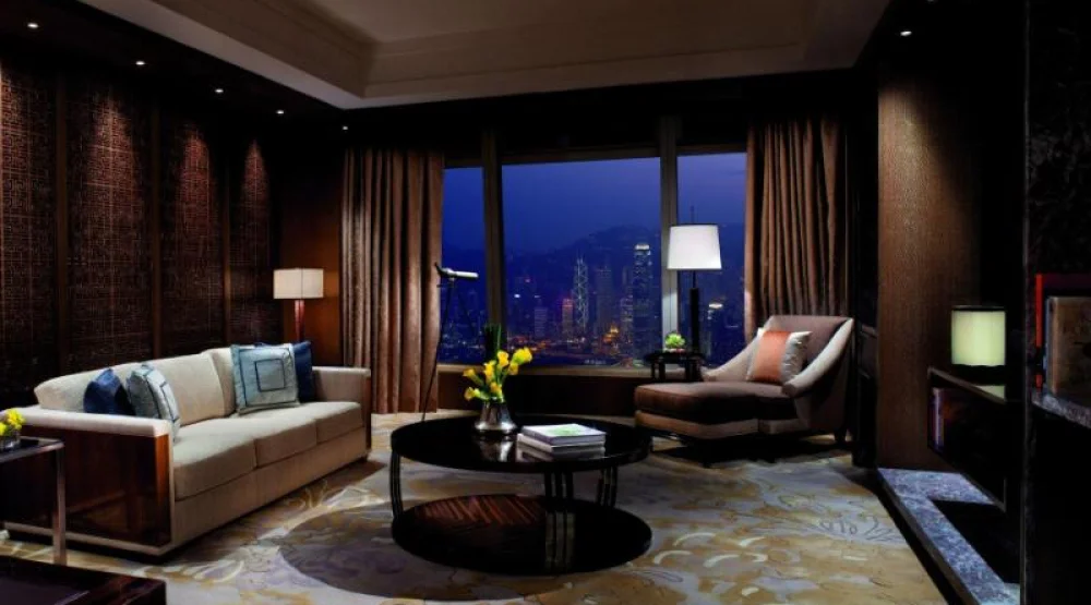 Premier Executive Suite, Club Level, One Bedroom Larger Suite, One King, Victoria Harbour View at The Ritz-Carlton Hong Kong