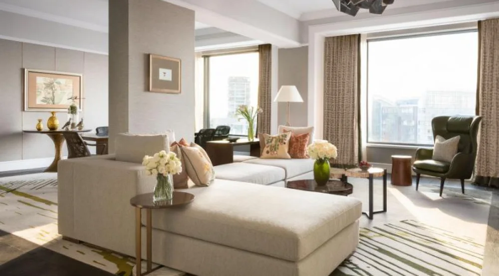 Royal One Bedroom Suite at Four Seasons Hotel Singapore