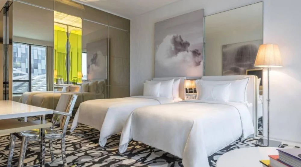 Premier, Guest Room, Two Twin at JW Marriott Singapore South Beach